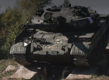 A 19th National Guard Brigade T-62M.