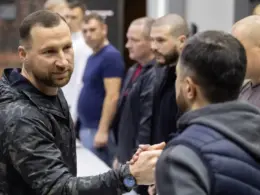 Ukrainian Defense Minister Yevhenii Khmara met commanders and soldiers from front-line units to discuss the needs of the front on 16 October, 2026. Source: The Ukrainian Defense Ministry