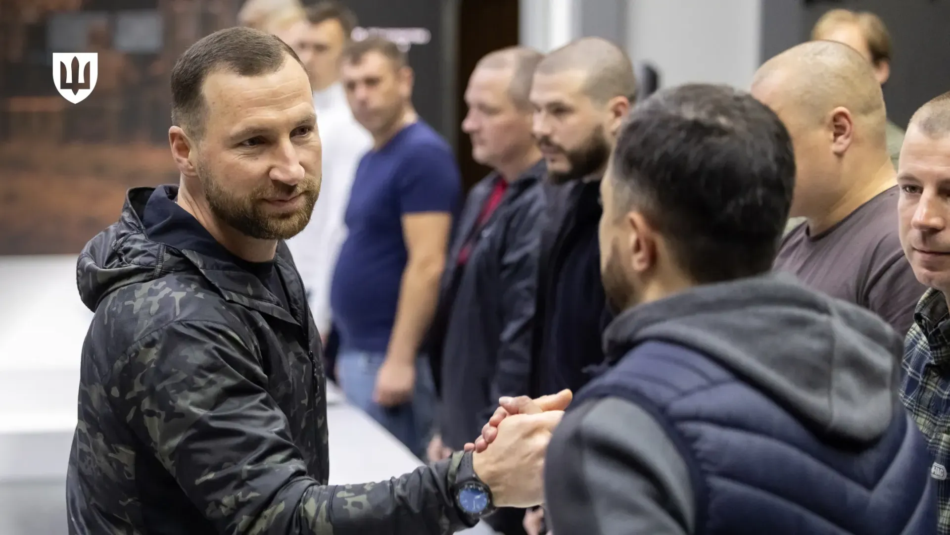 Ukrainian Defense Minister Yevhenii Khmara met commanders and soldiers from front-line units to discuss the needs of the front on 16 October, 2026. Source: The Ukrainian Defense Ministry